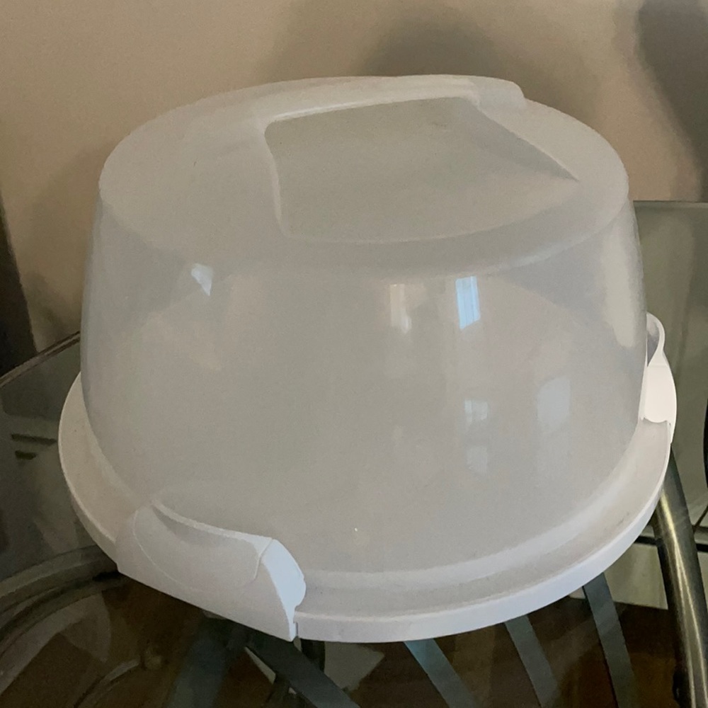 CAKE CARRIER